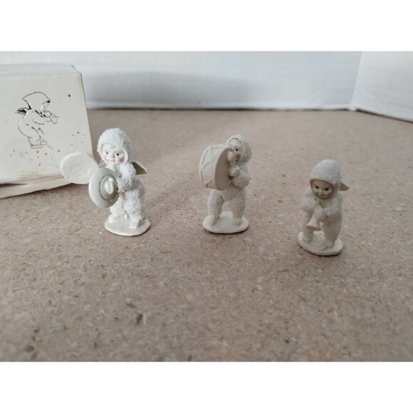 Snowbabies Miniatures "Tiny Trio" Handpainted Pewter Set - Picture 2 of 6